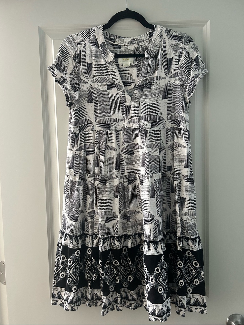 Maeve Anthropologie Black White Tiered Boho Midi Dress Small
